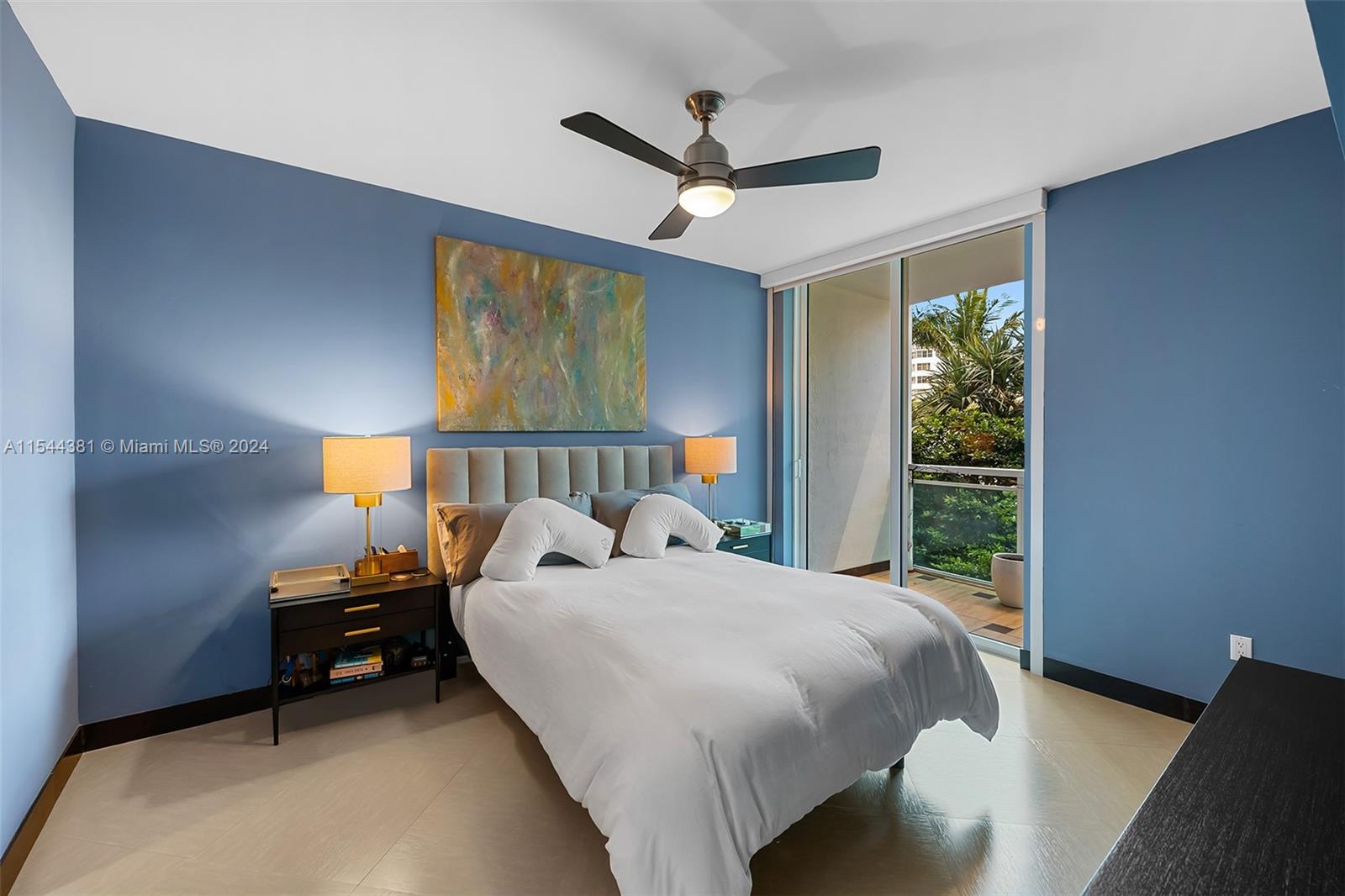 951 Brickell Ave # 1106