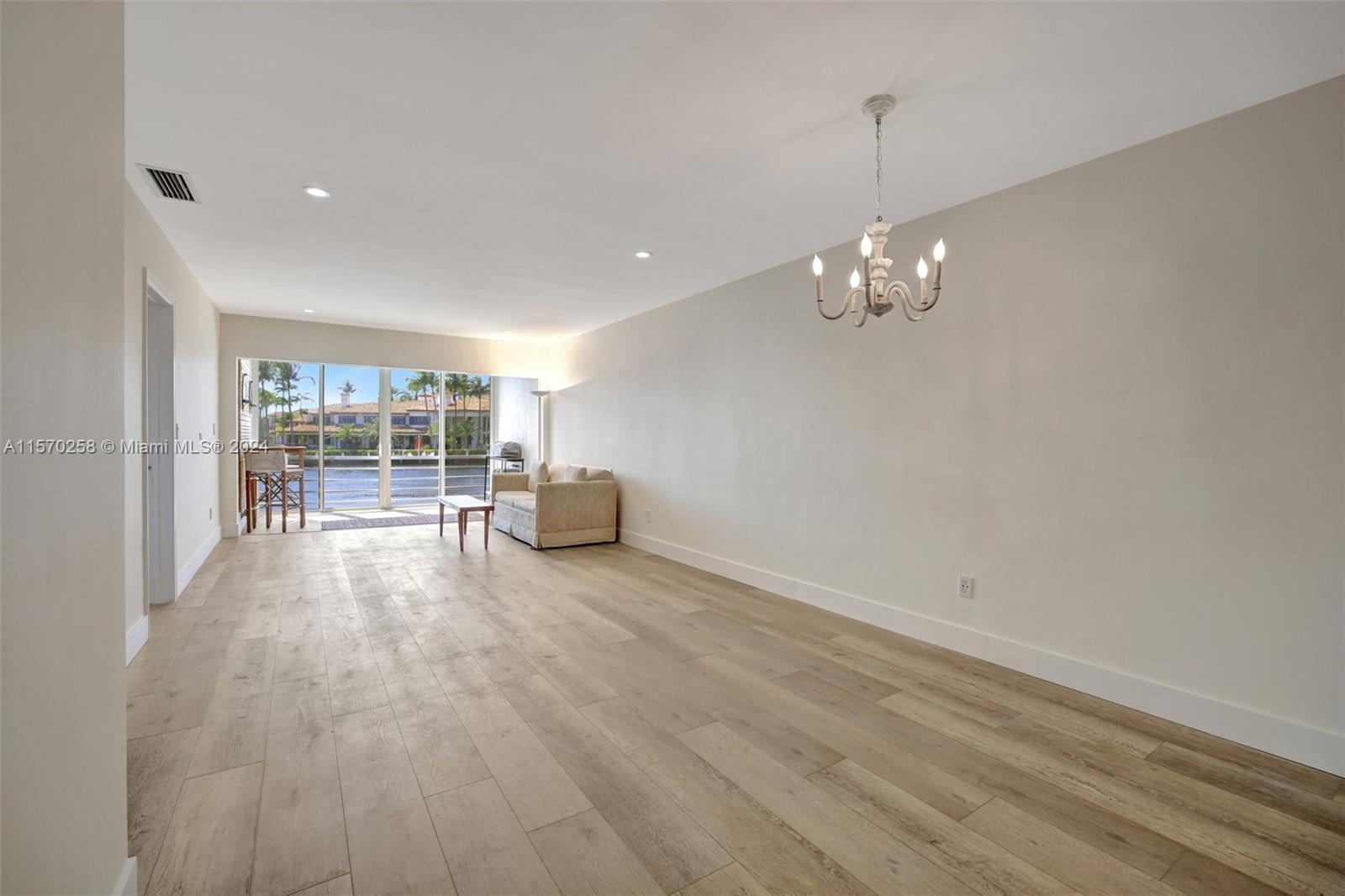 3605 NE 32nd Ave # 208A