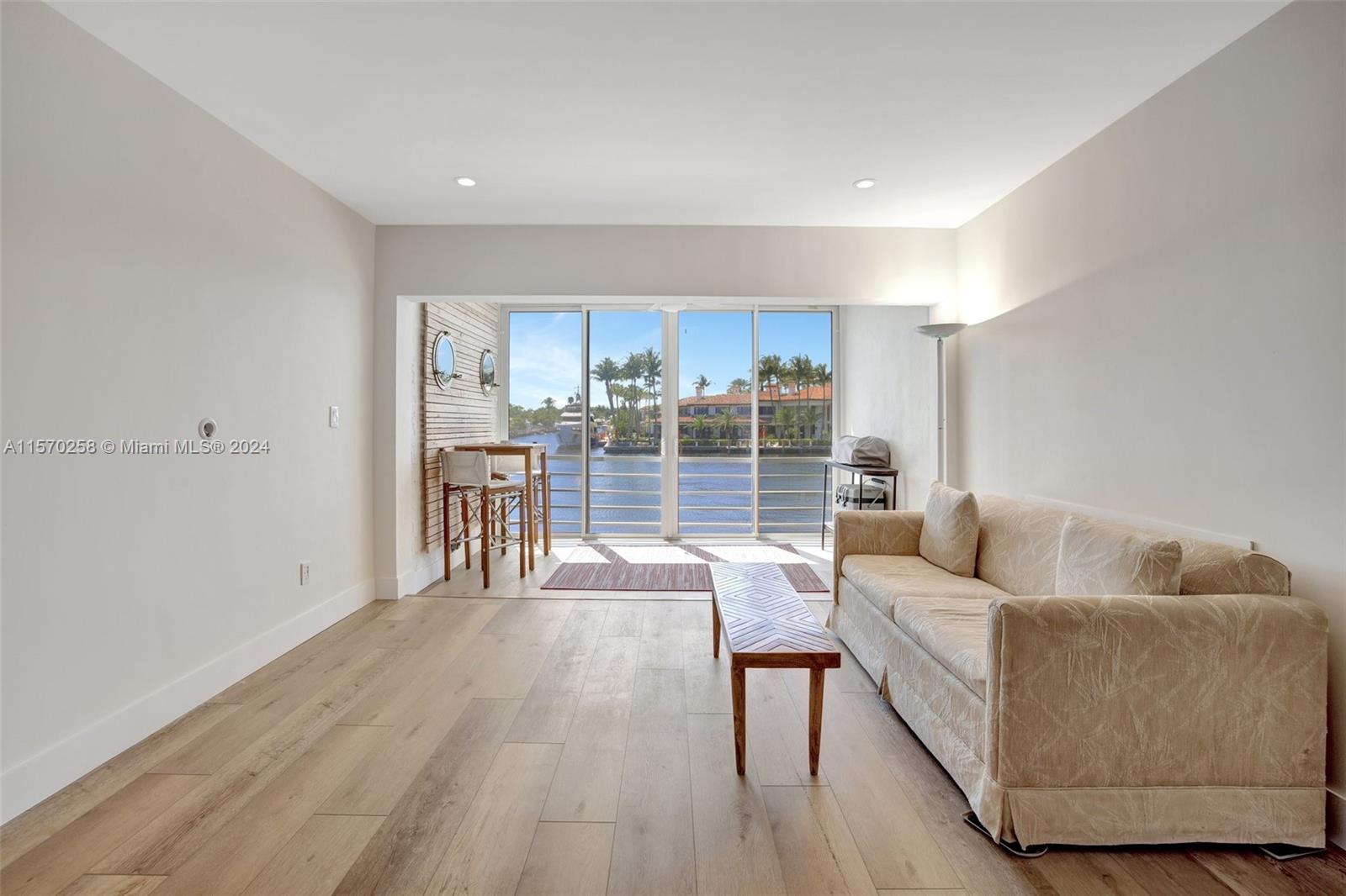 3605 NE 32nd Ave # 208A