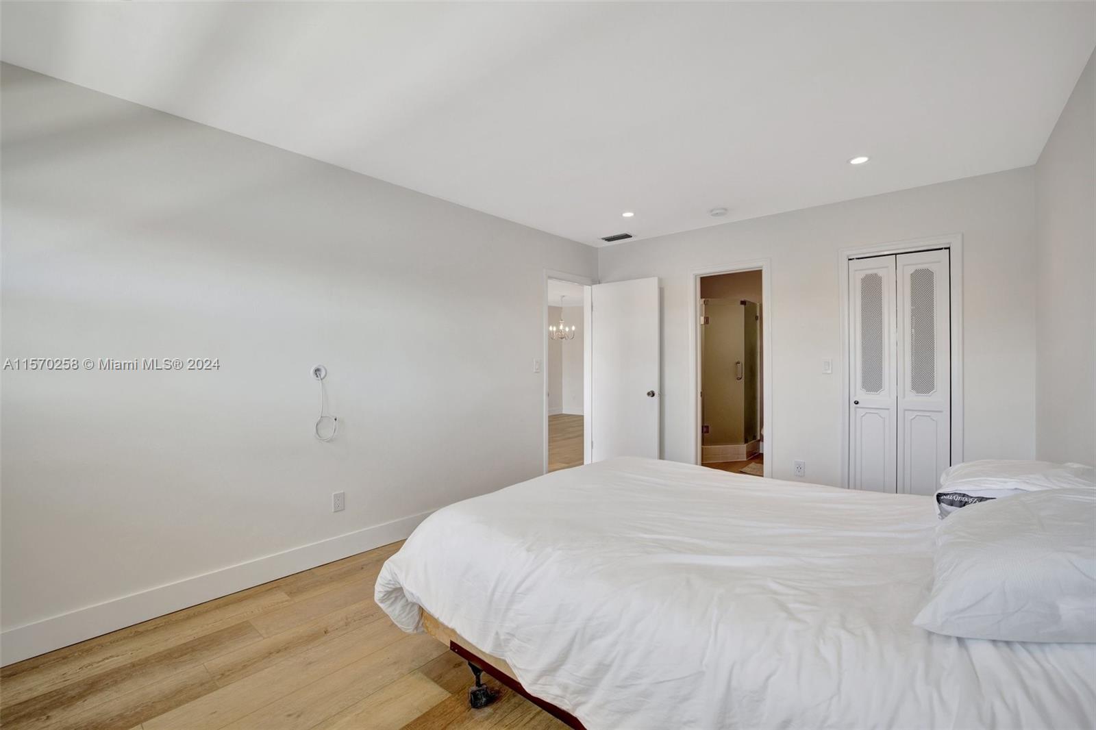 3605 NE 32nd Ave # 208A