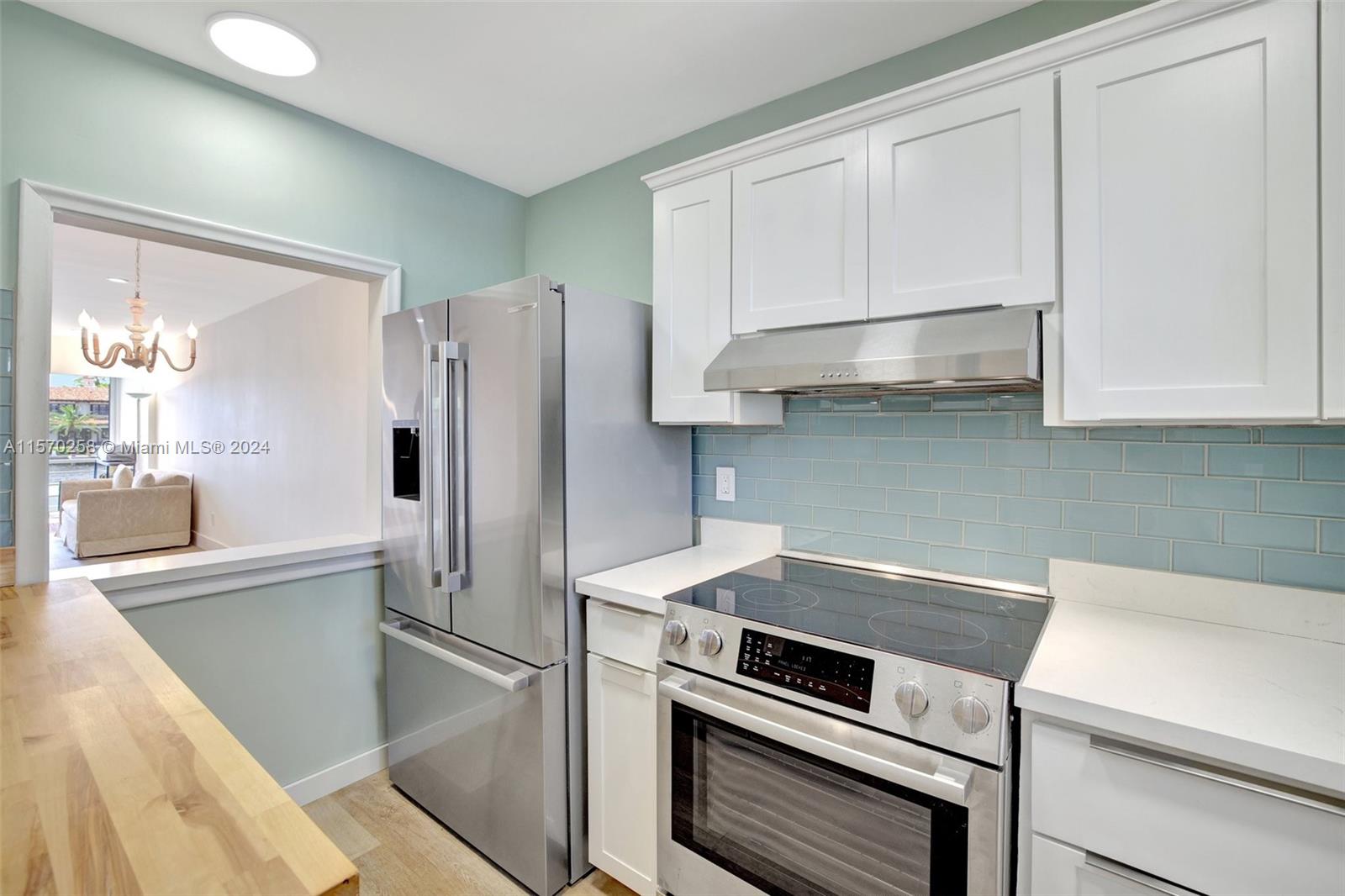 3605 NE 32nd Ave # 208A