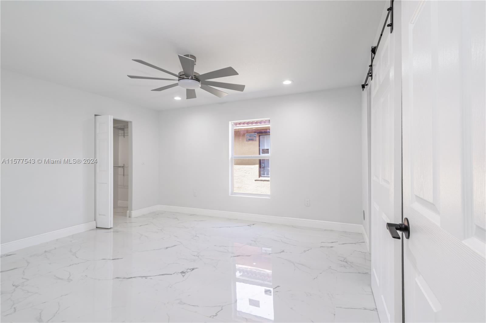 2800 NW 15th St
