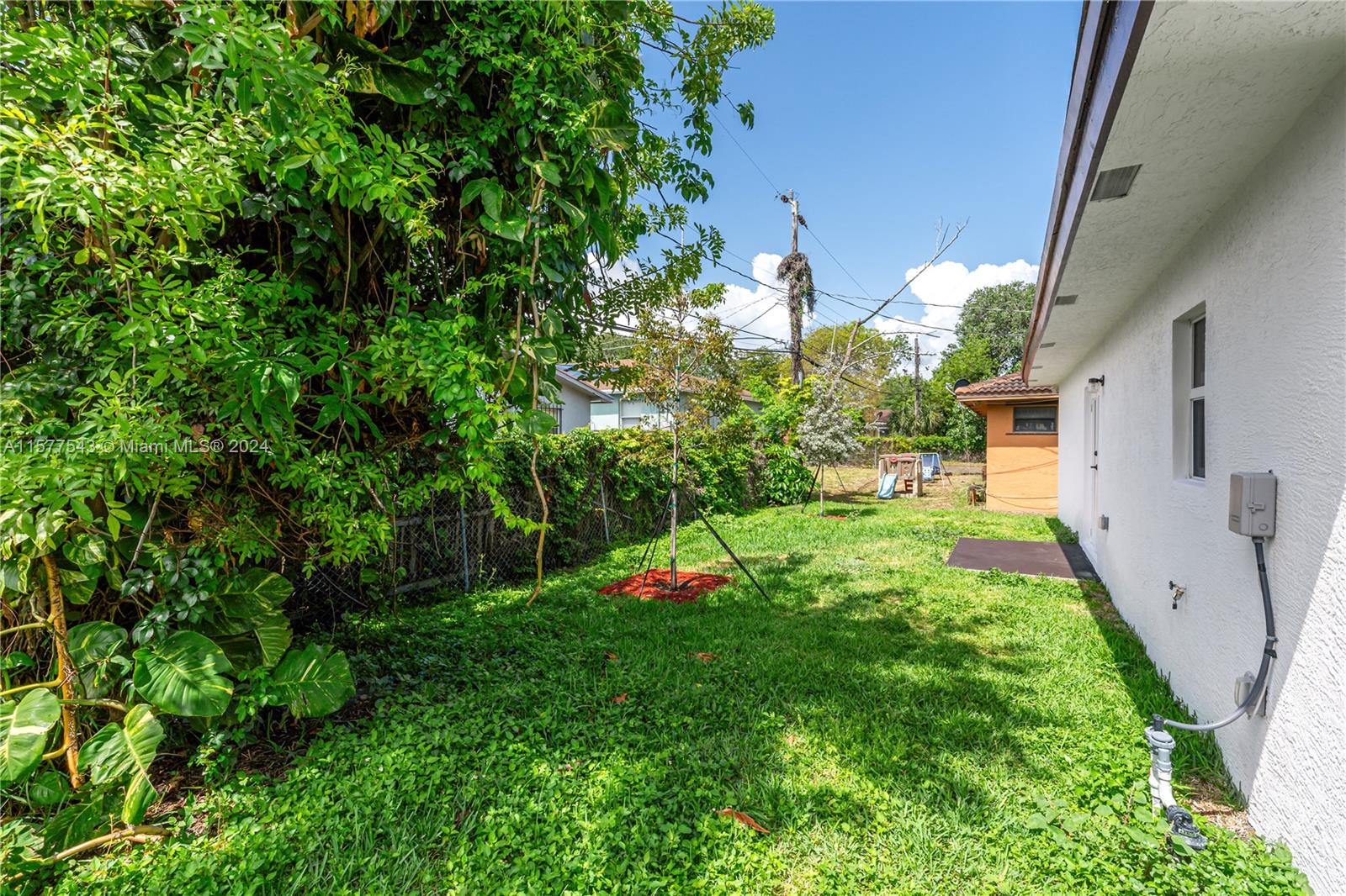 2800 NW 15th St