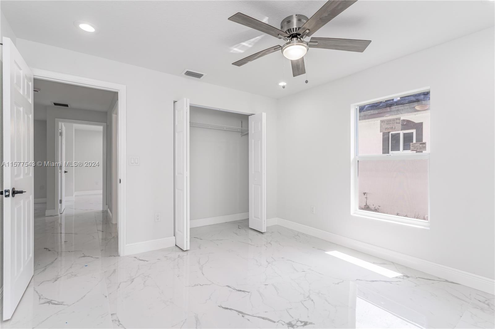 2800 NW 15th St