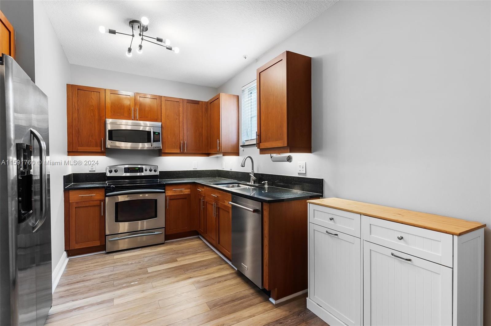 340 SW 14th Ave # 340