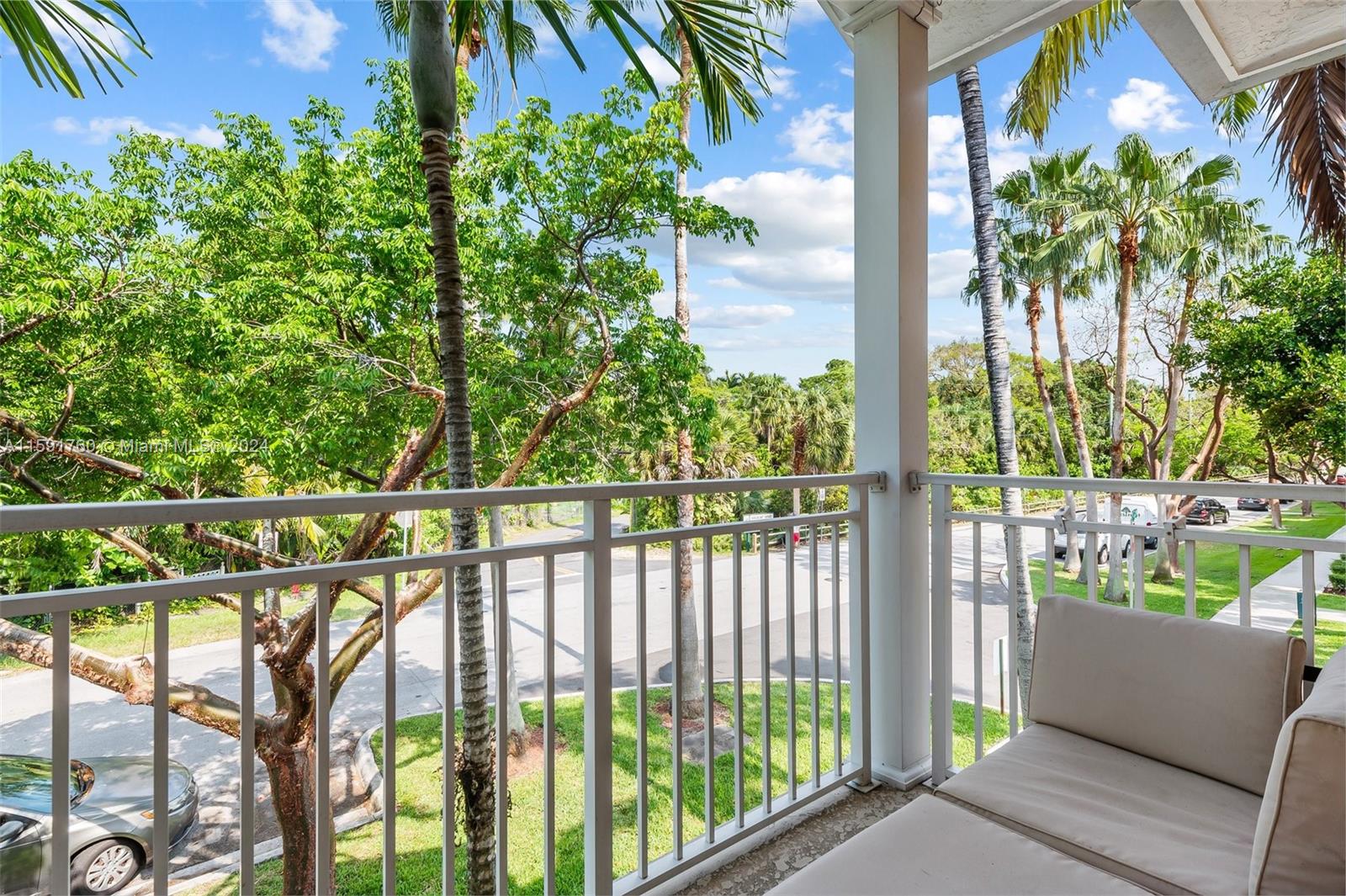 340 SW 14th Ave # 340
