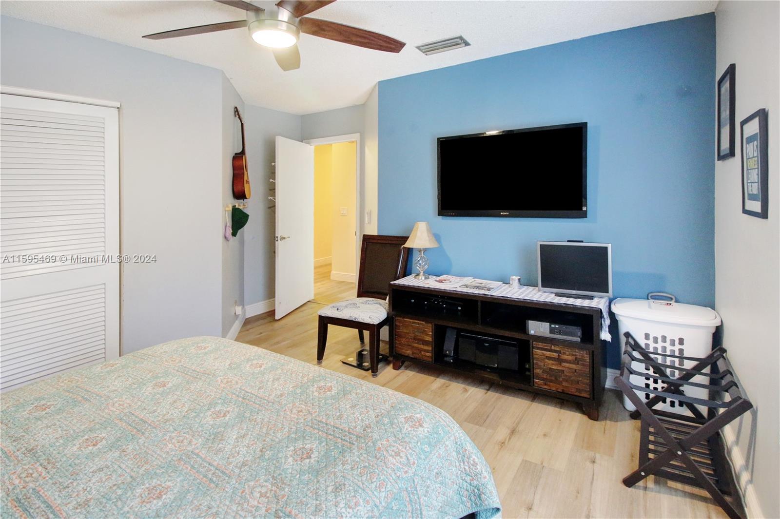 1970 NW 34th Ave