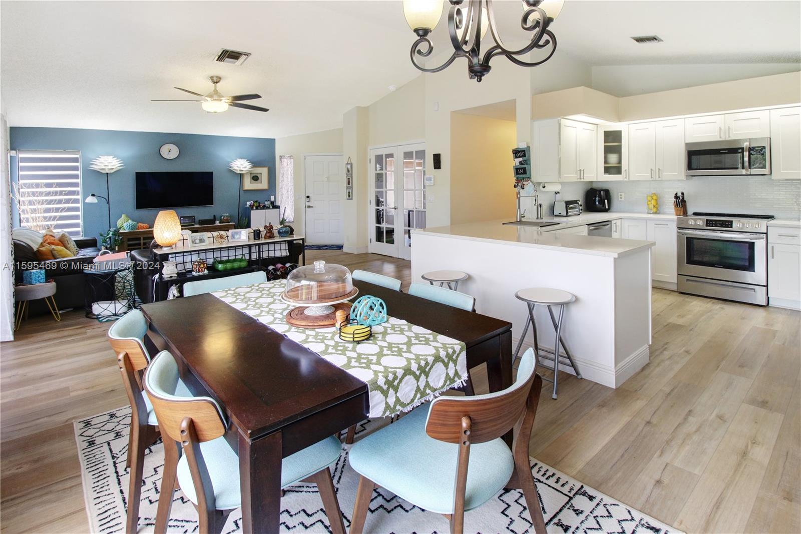 1970 NW 34th Ave