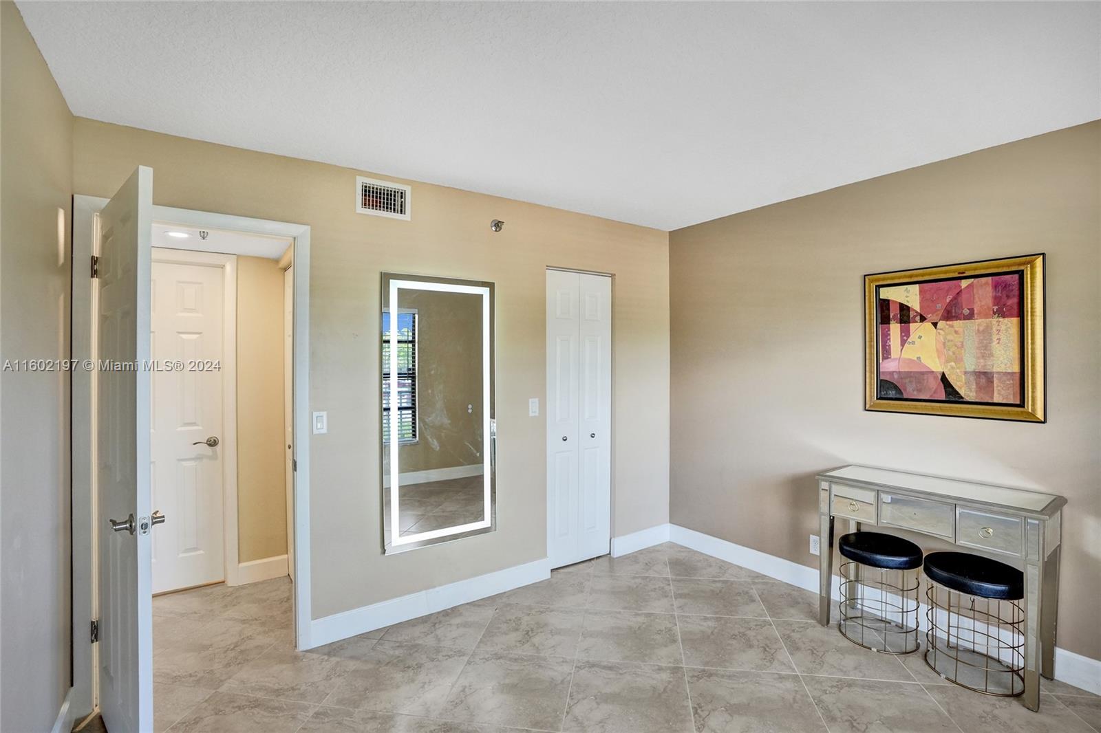 4640 W Lucerne Lakes Blvd W # 203