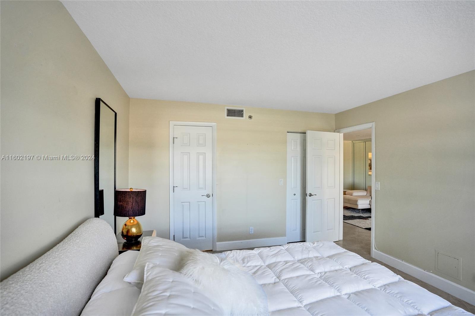 4640 W Lucerne Lakes Blvd W # 203