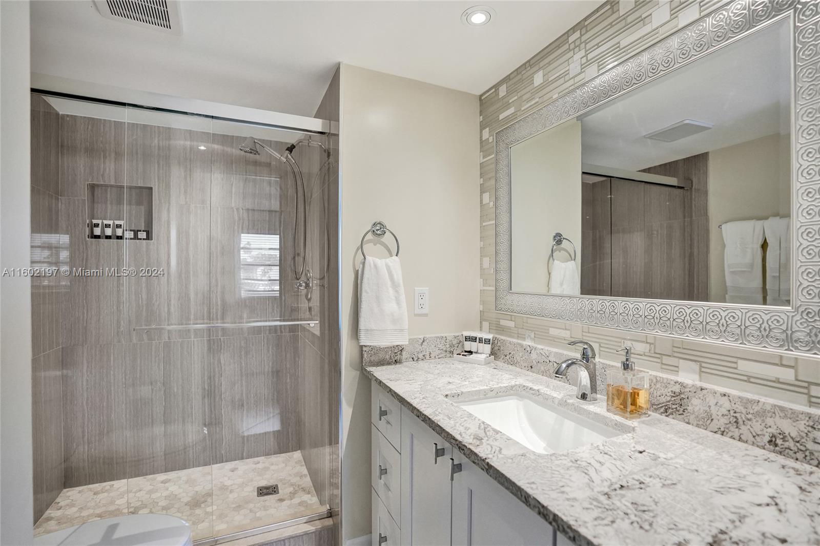 4640 W Lucerne Lakes Blvd W # 203