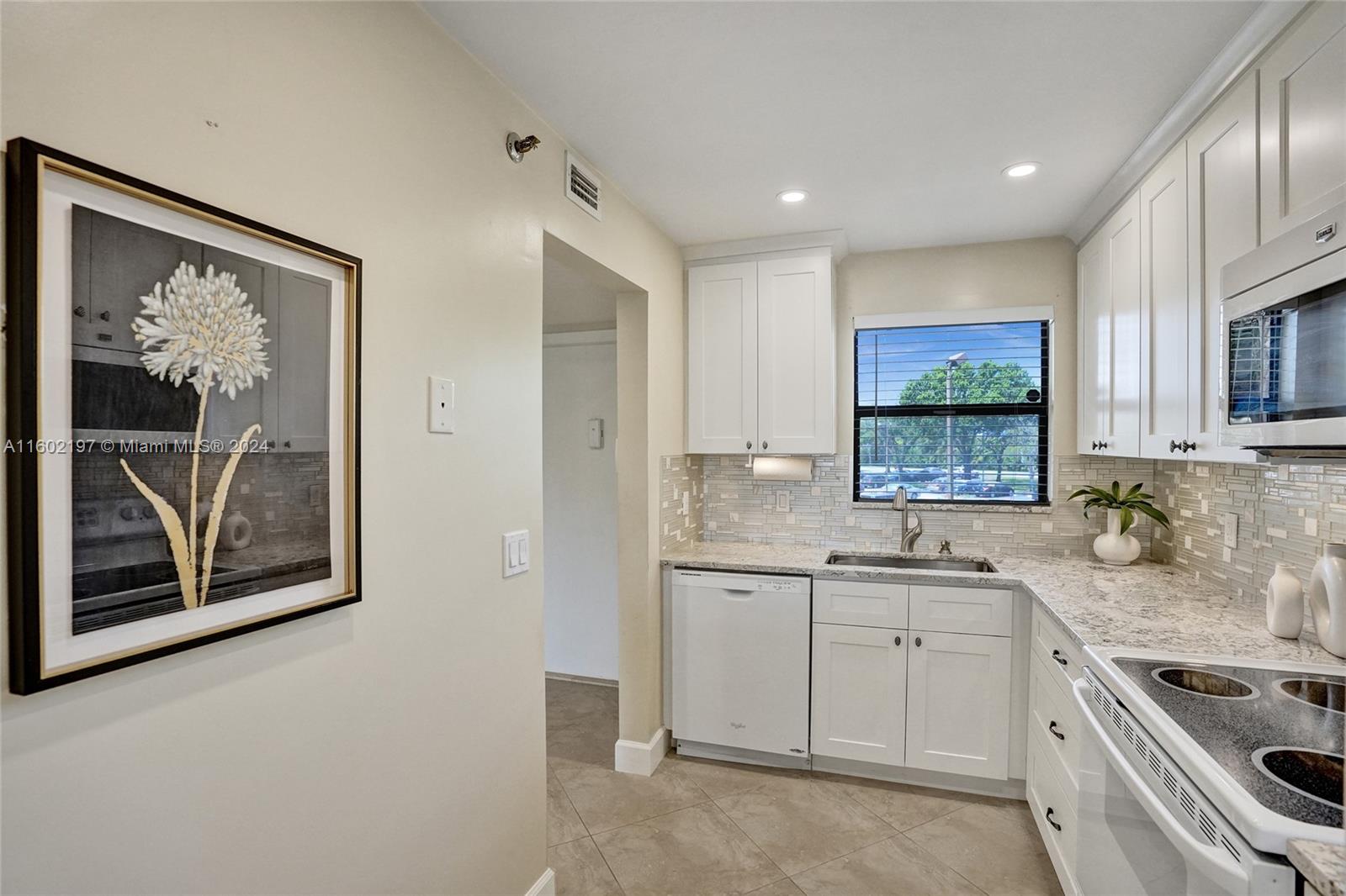 4640 W Lucerne Lakes Blvd W # 203
