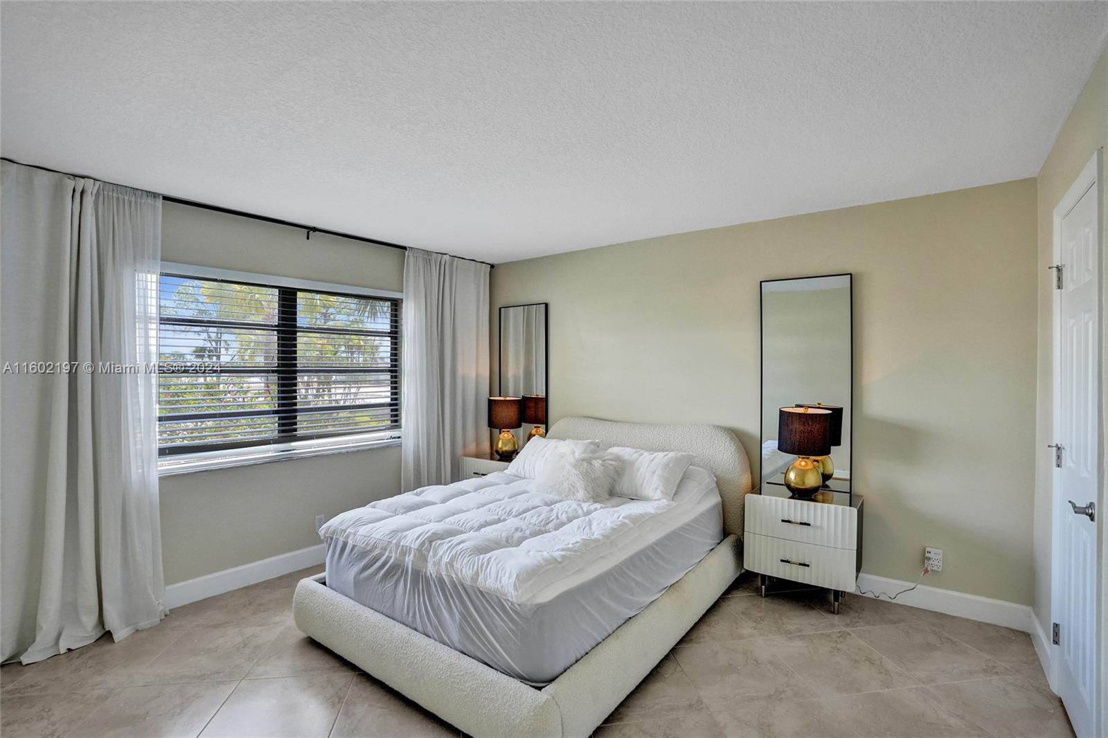 4640 W Lucerne Lakes Blvd W # 203