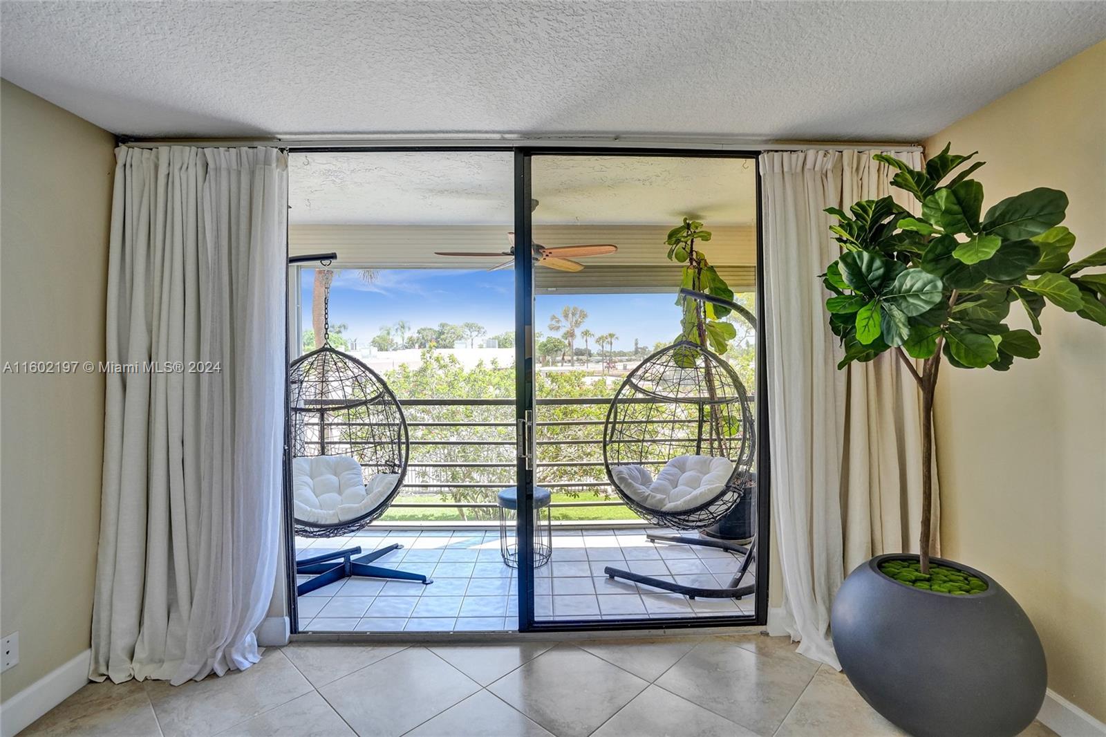 4640 W Lucerne Lakes Blvd W # 203