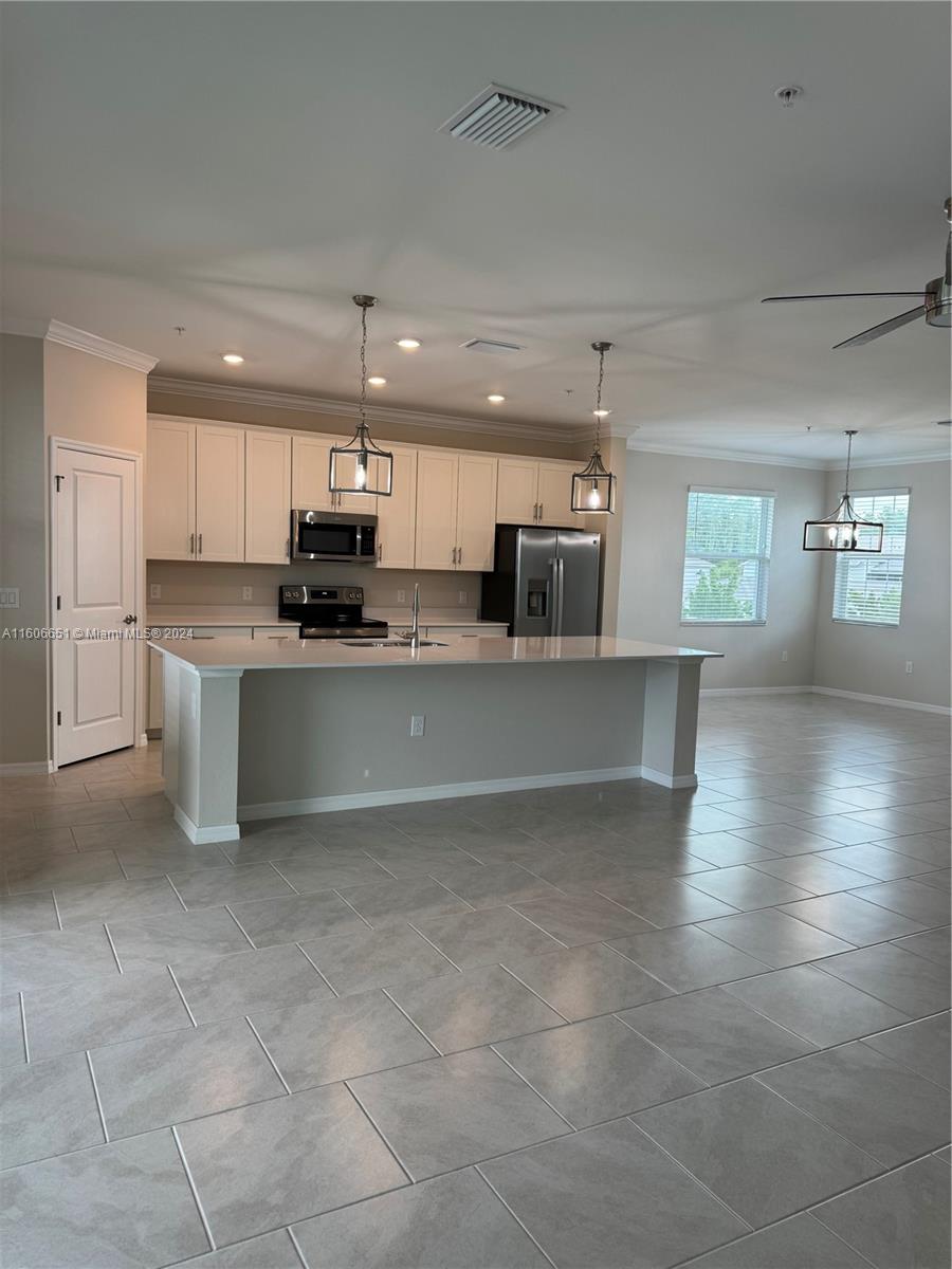 6036 ELLERSTON WAY # 1322