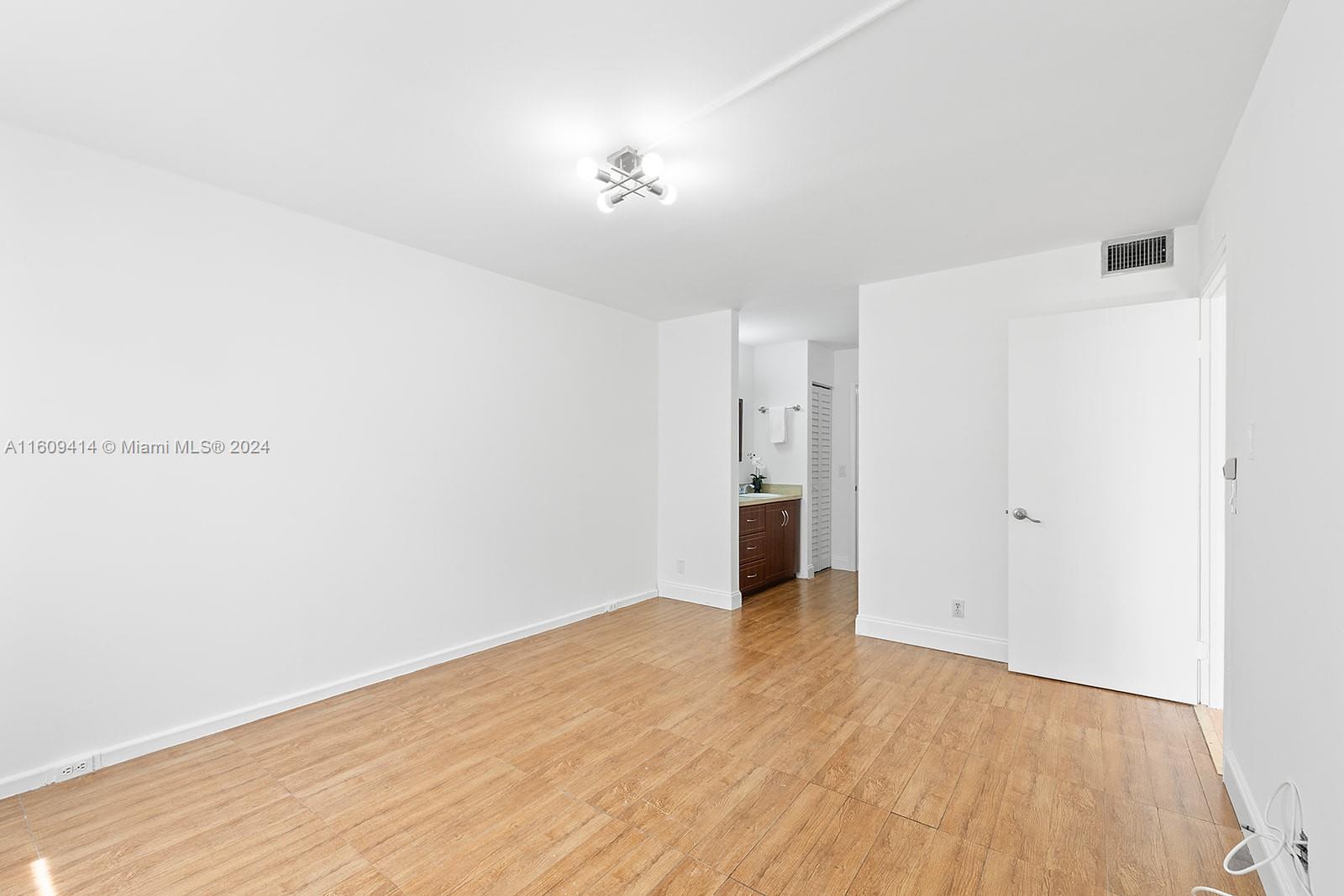 1351 SW 125th Ave # 108S
