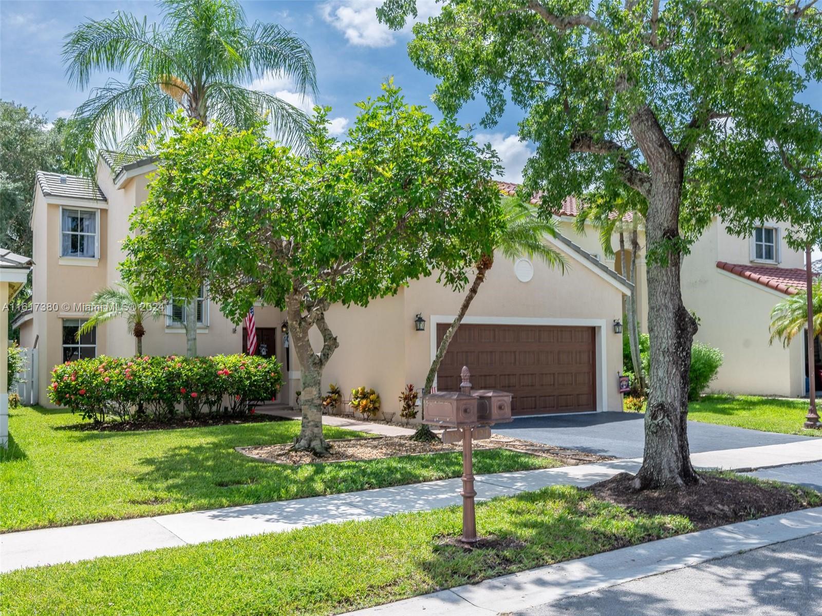124 W Bayridge Dr