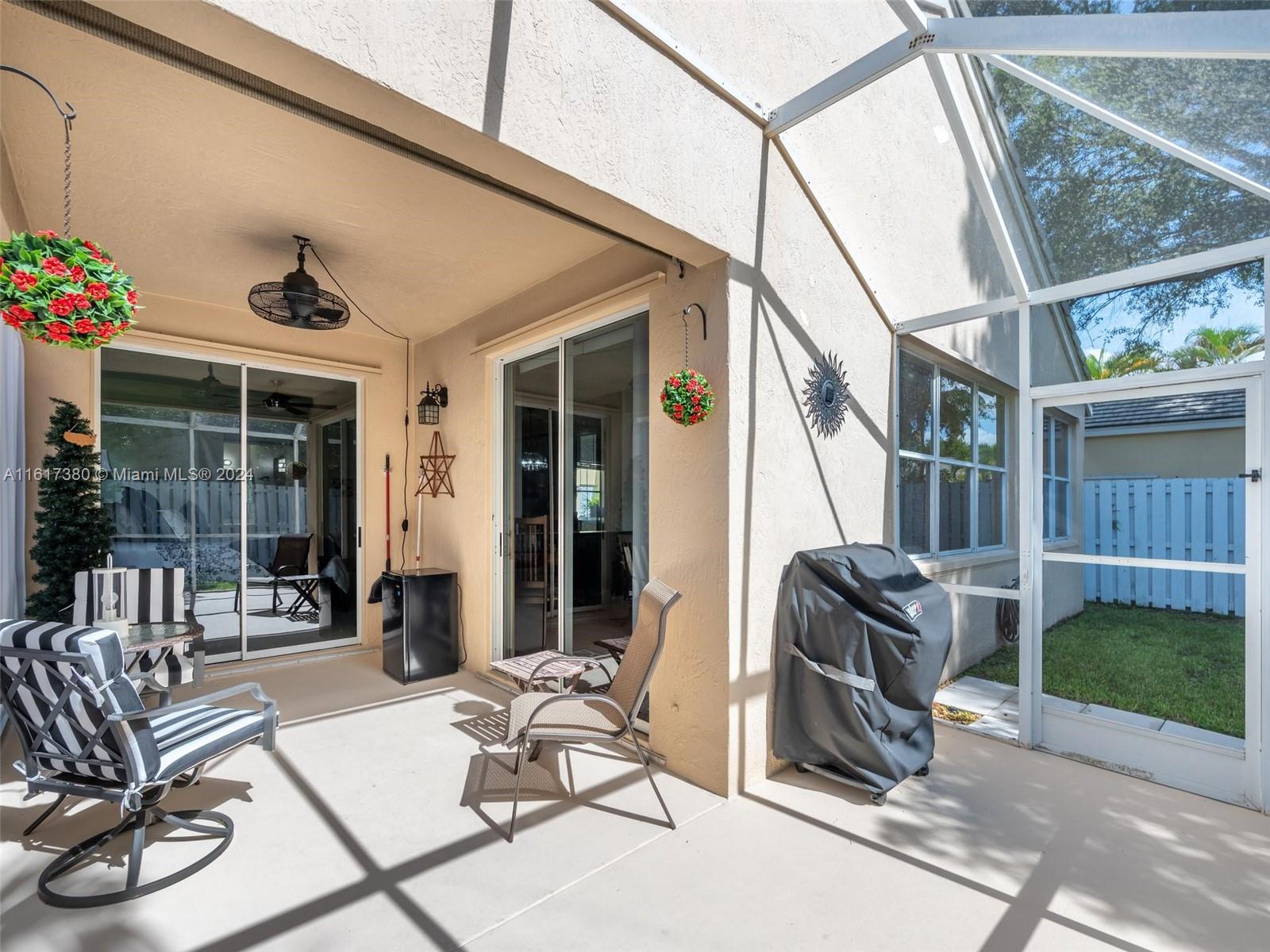 124 W Bayridge Dr