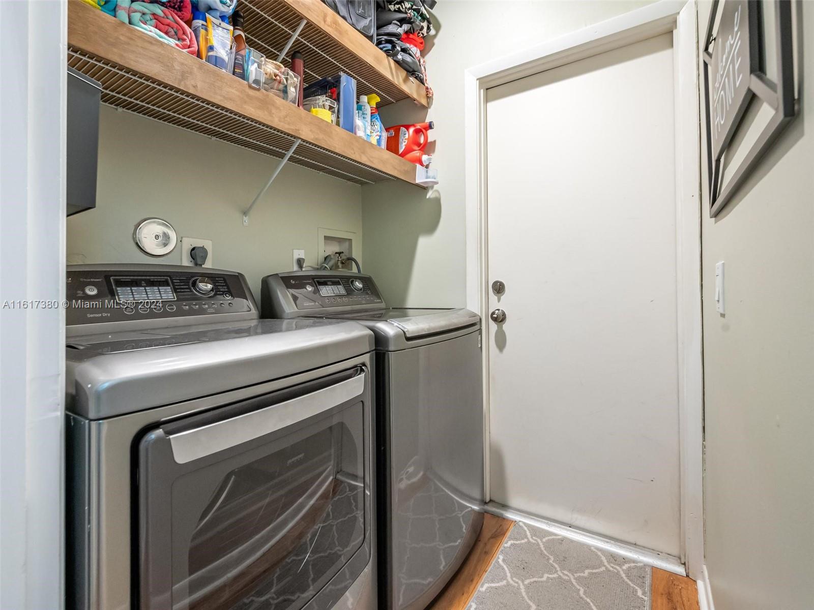 124 W Bayridge Dr