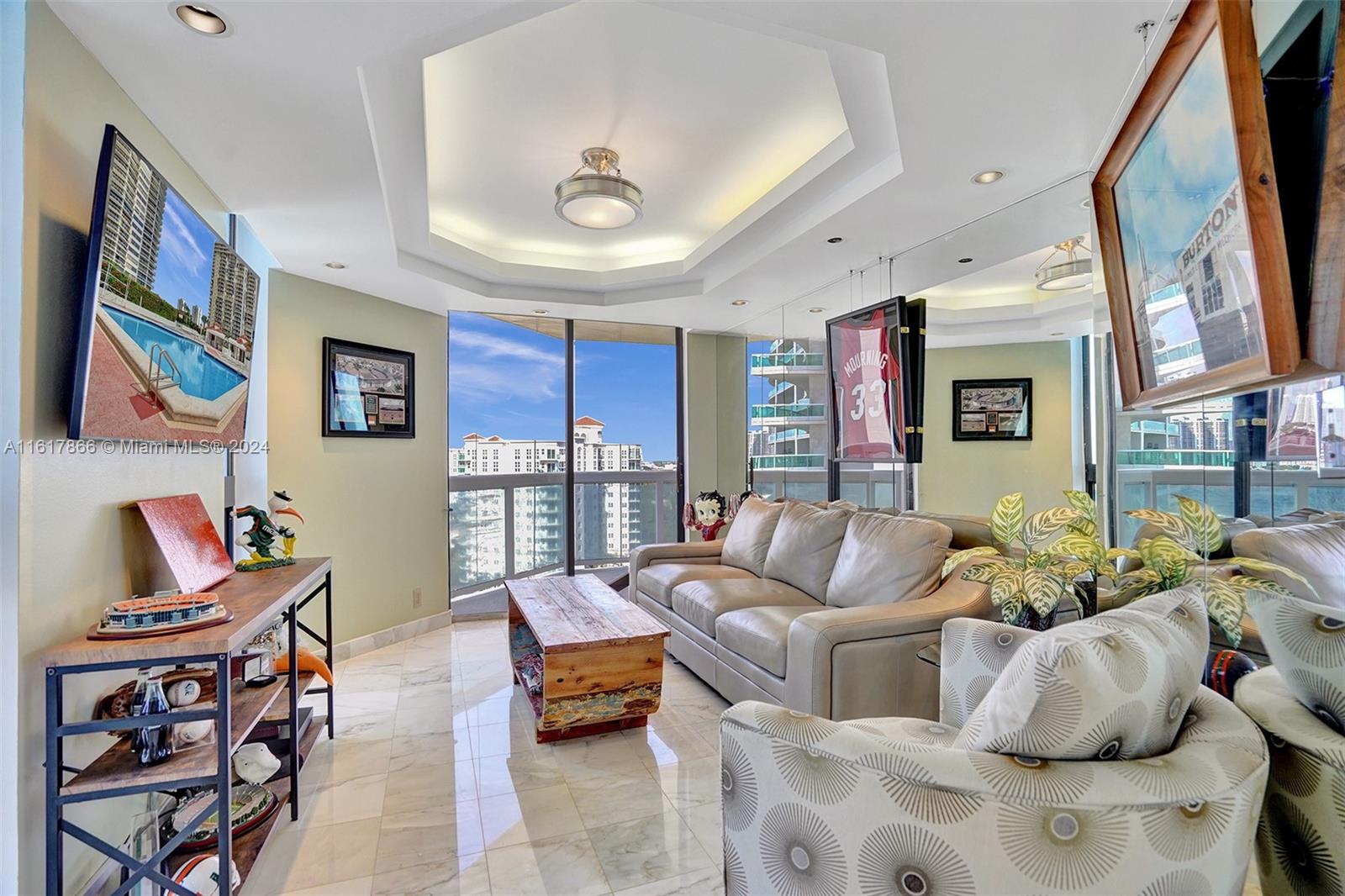 20185 E Country Club Dr # 1502