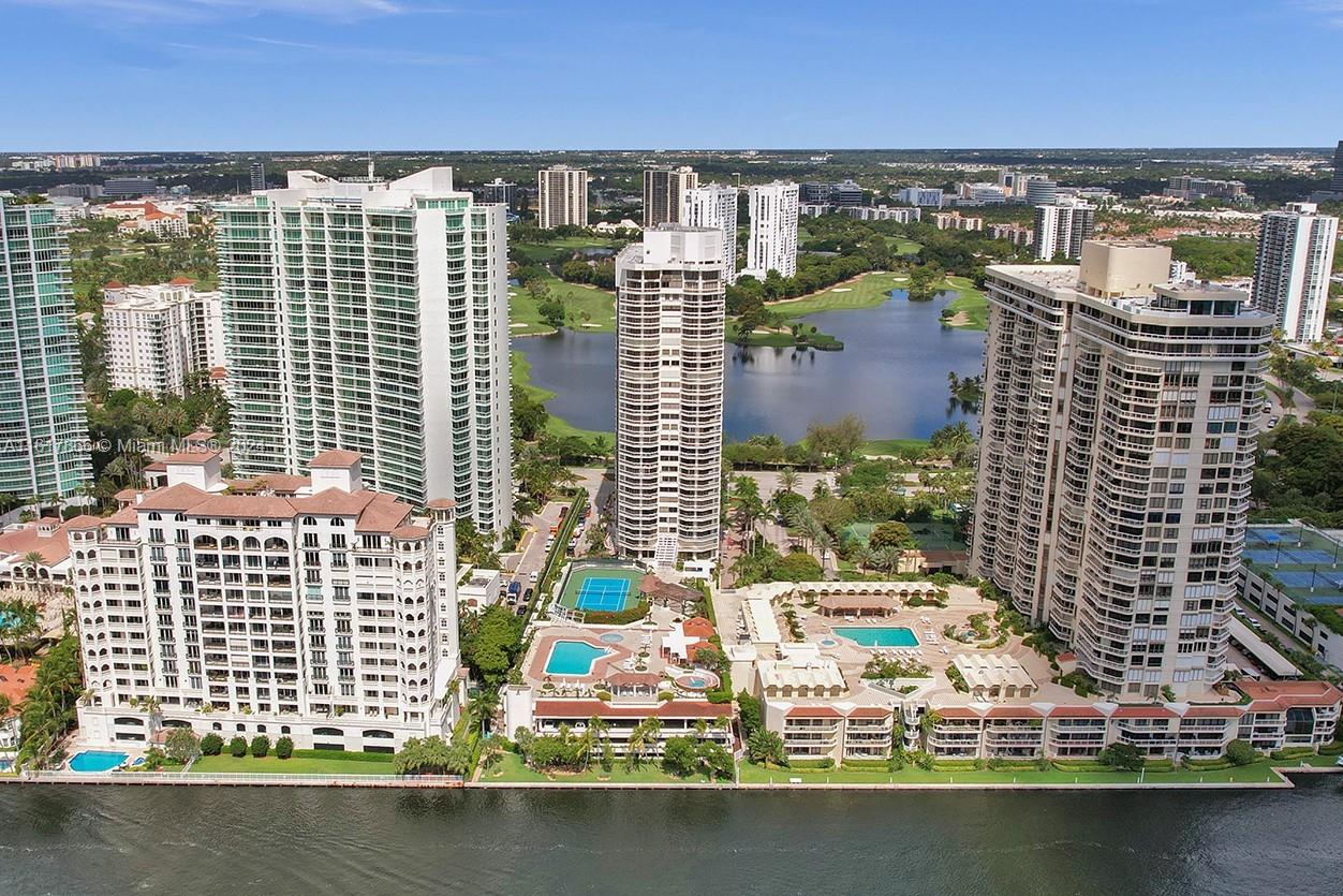 20185 E Country Club Dr # 1502