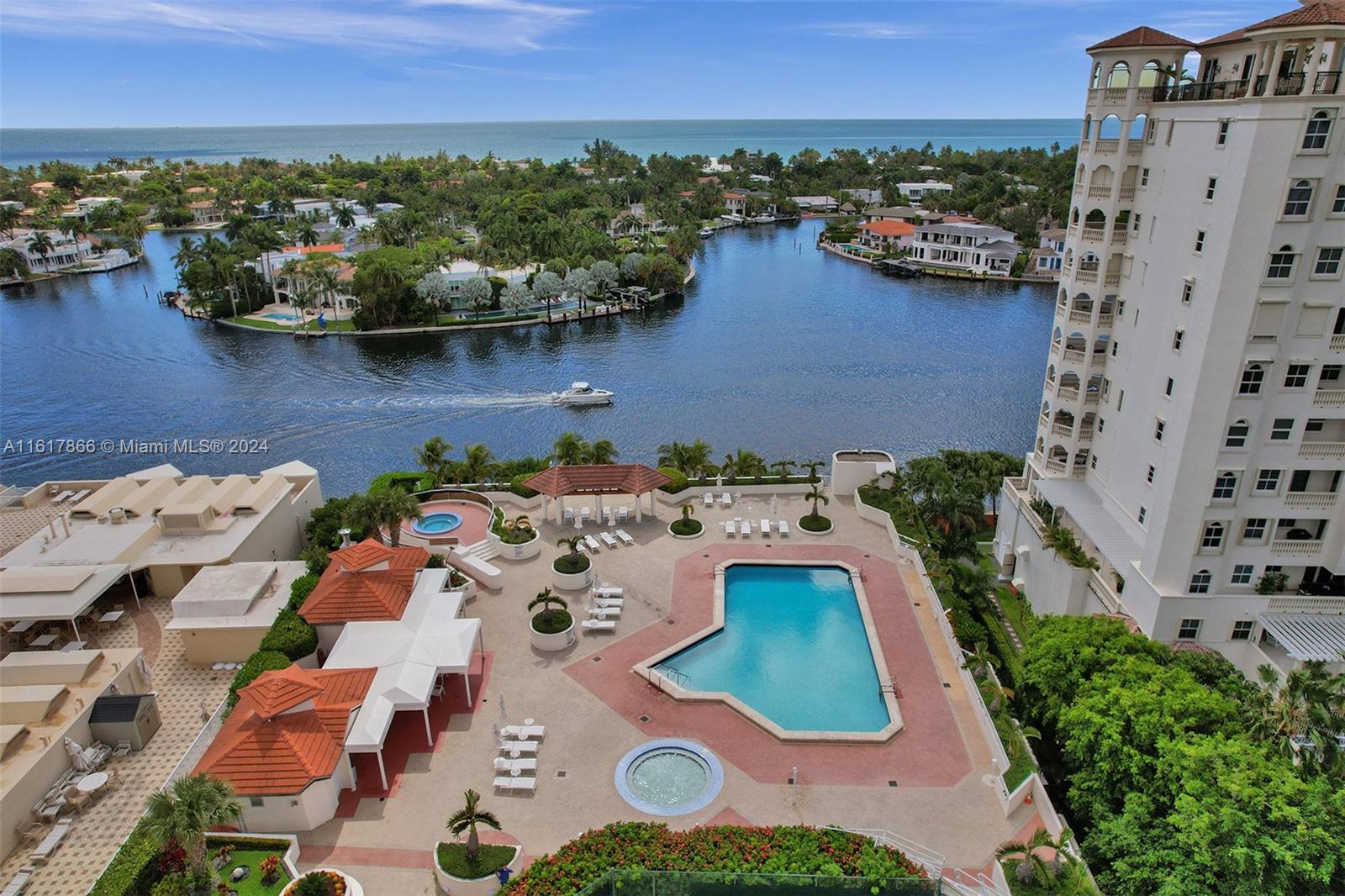 20185 E Country Club Dr # 1502