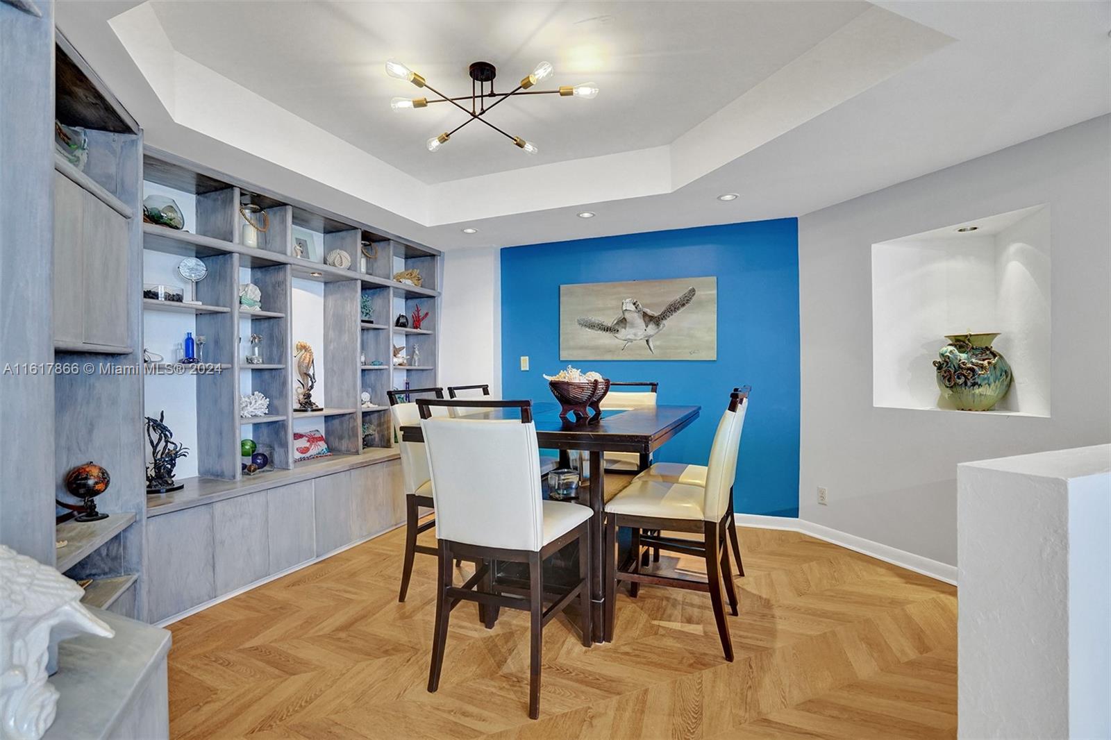 20185 E Country Club Dr # 1502