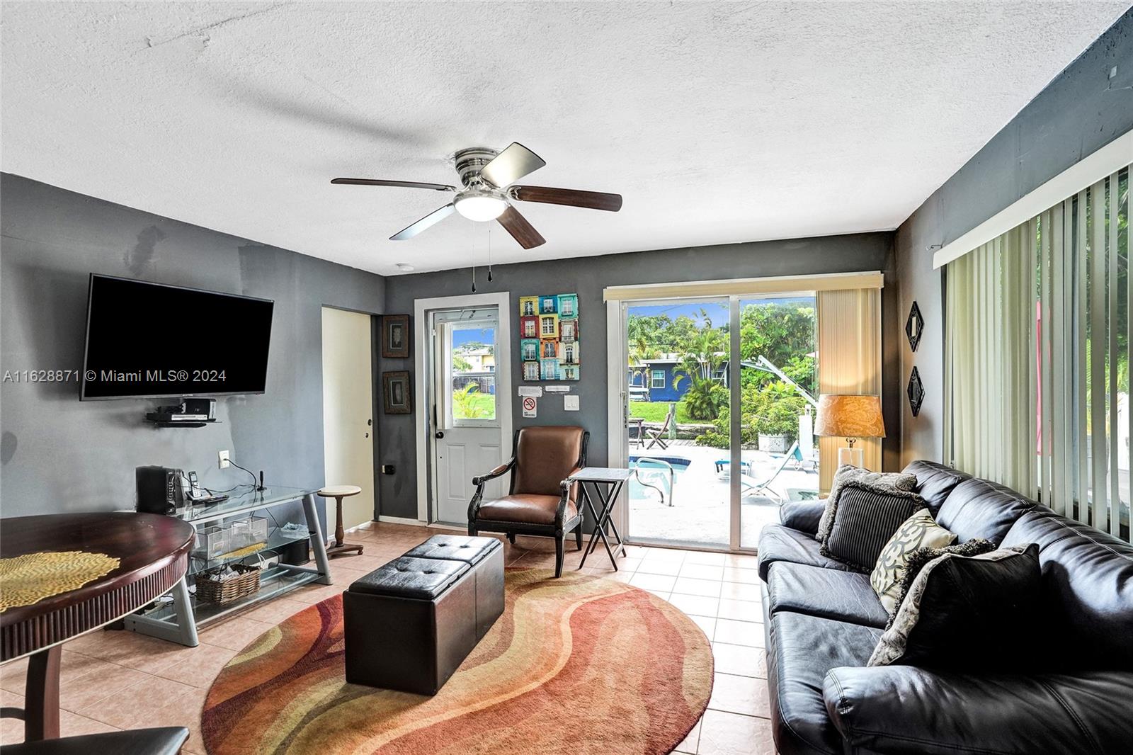 416 SW 11th Ct