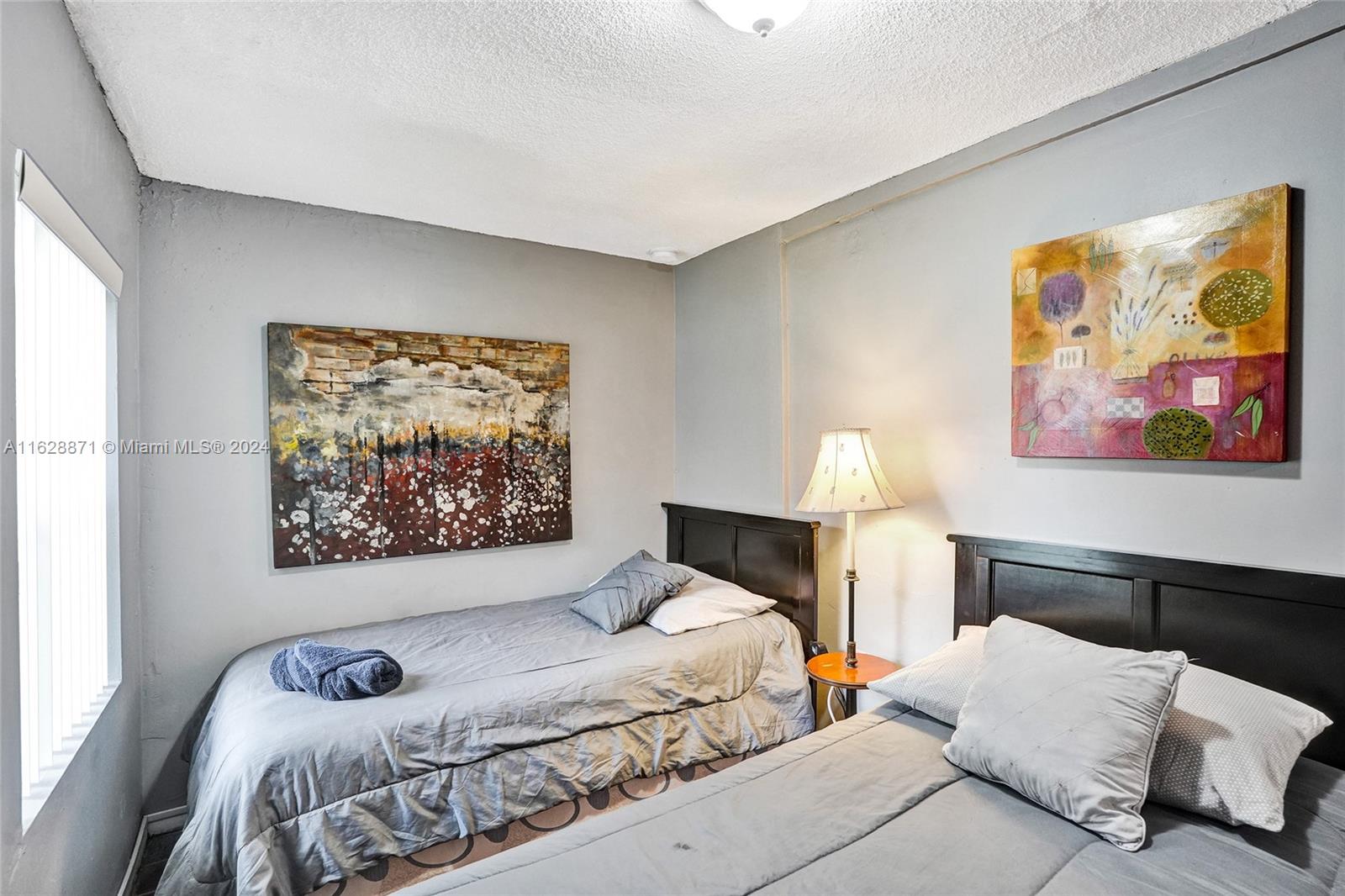 416 SW 11th Ct