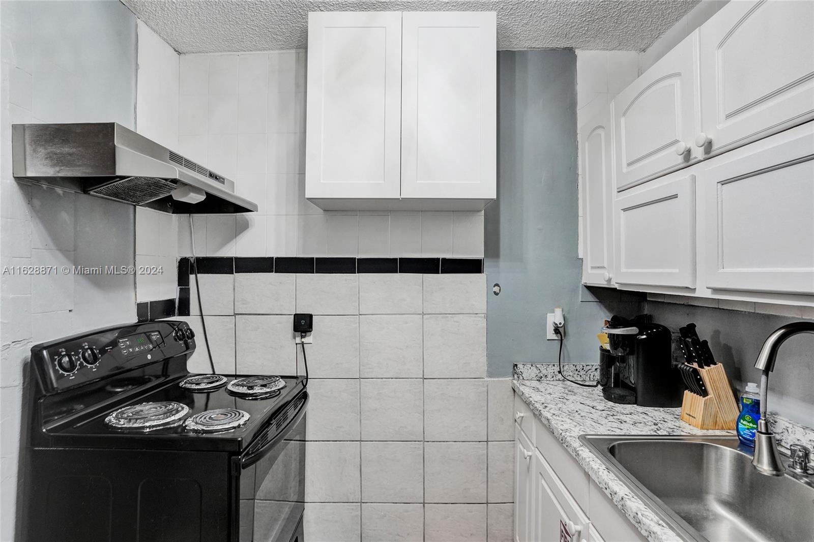 416 SW 11th Ct
