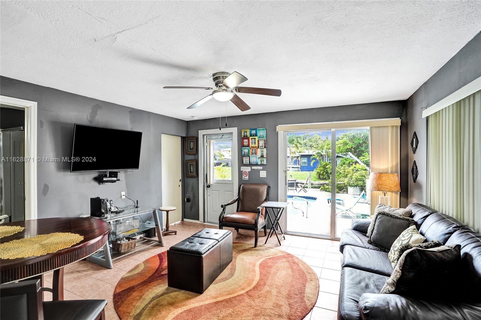 416 SW 11th Ct