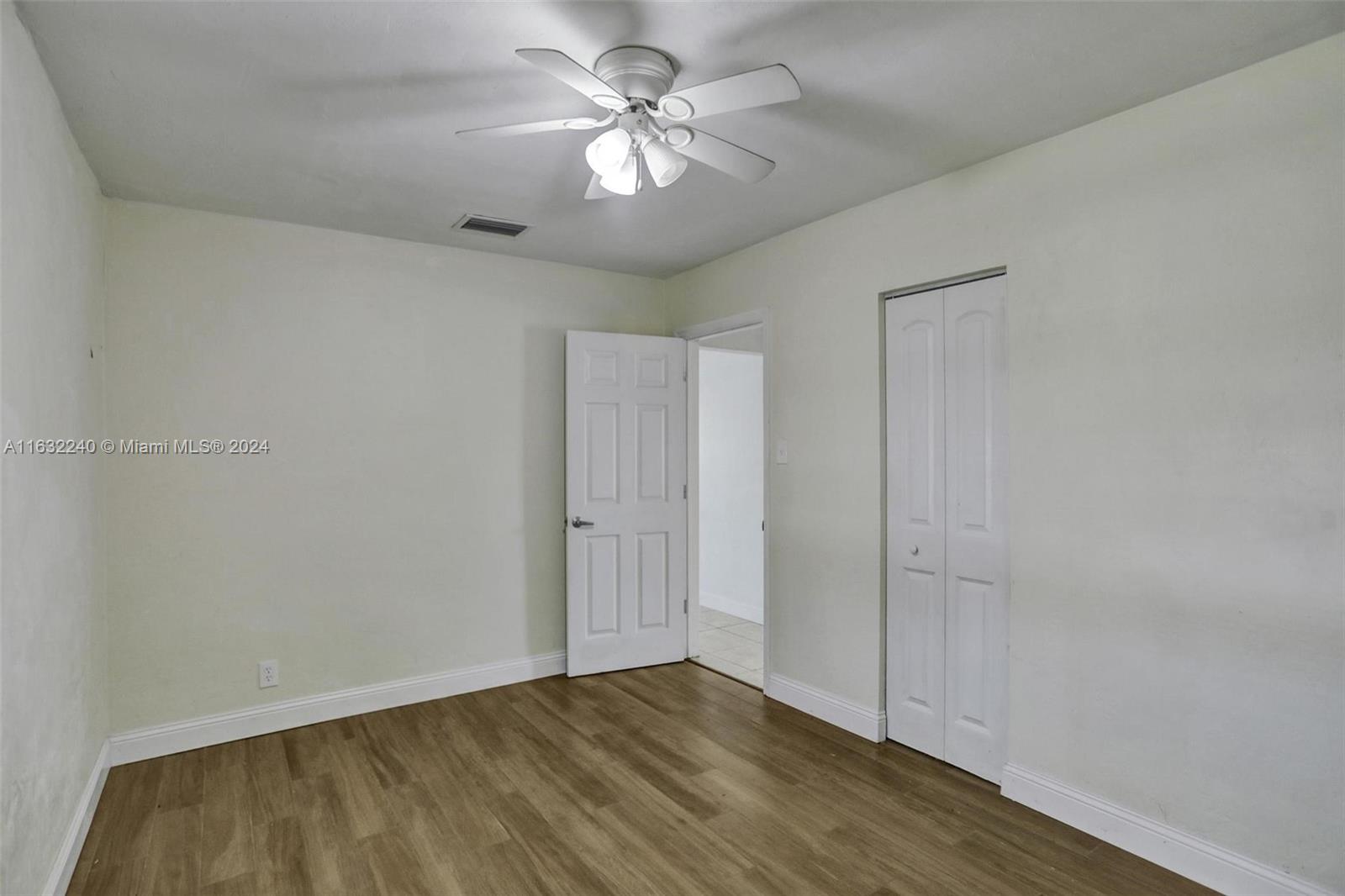 4340 SW 28th St