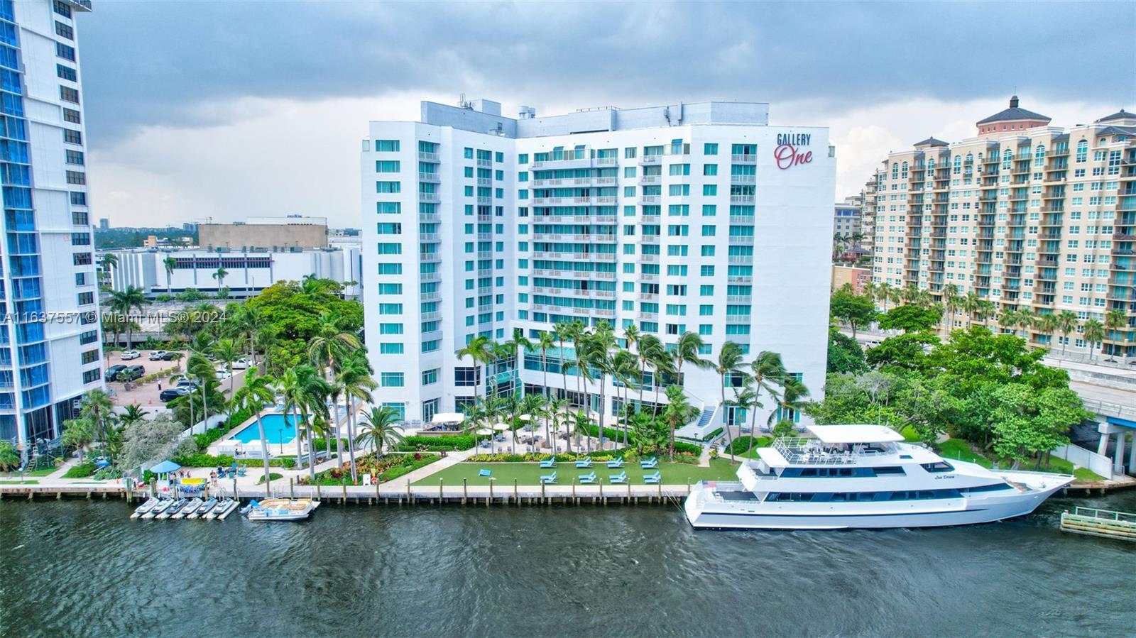 2670 E Sunrise Blvd # 1117