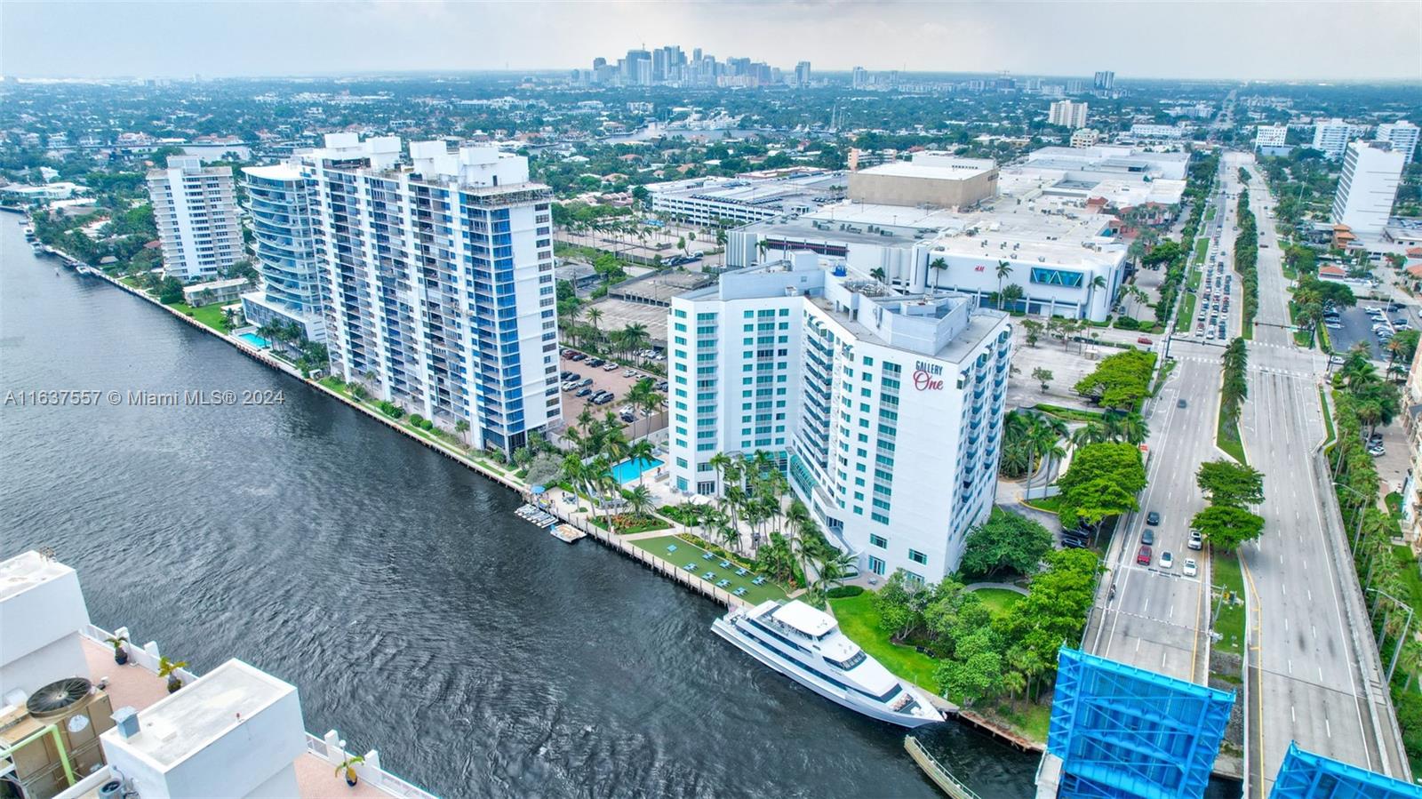 2670 E Sunrise Blvd # 1117