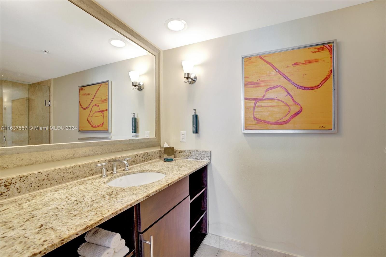 2670 E Sunrise Blvd # 1117