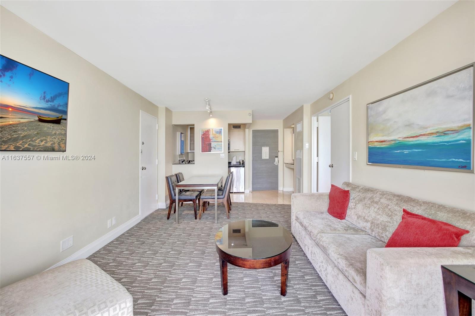 2670 E Sunrise Blvd # 1117