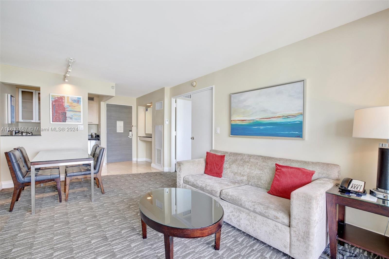 2670 E Sunrise Blvd # 1117