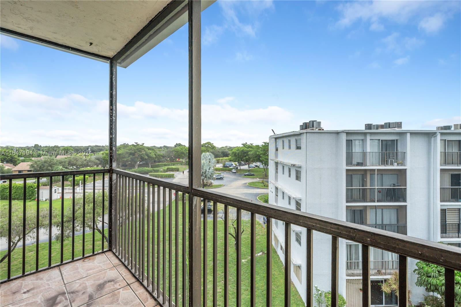 8750 N Sherman Cir # 501