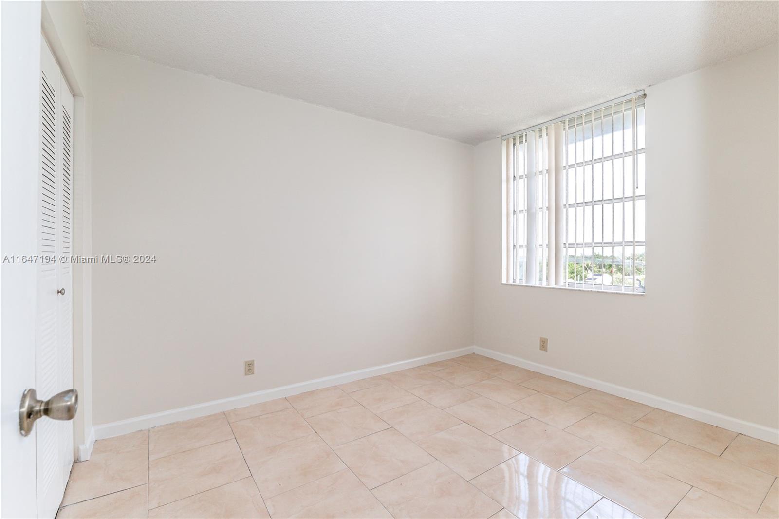 8750 N Sherman Cir # 501