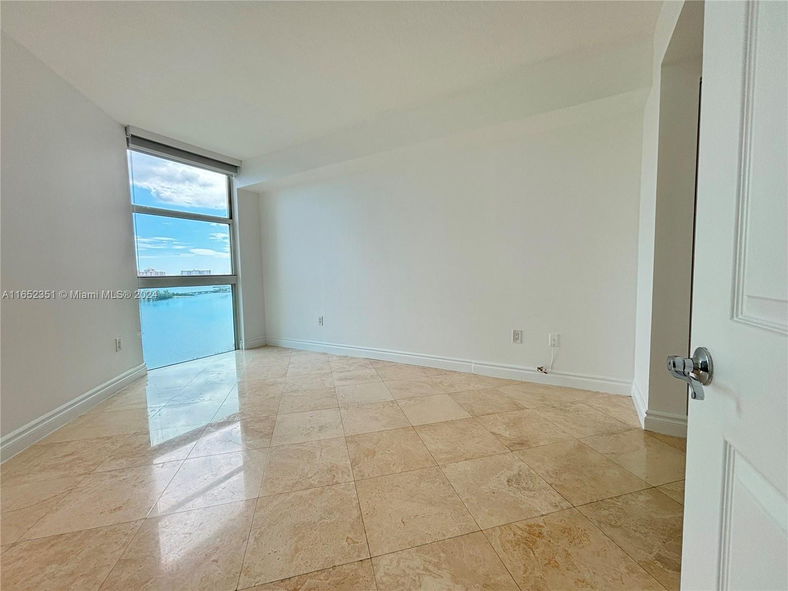 3370 Hidden Bay Dr # 1203