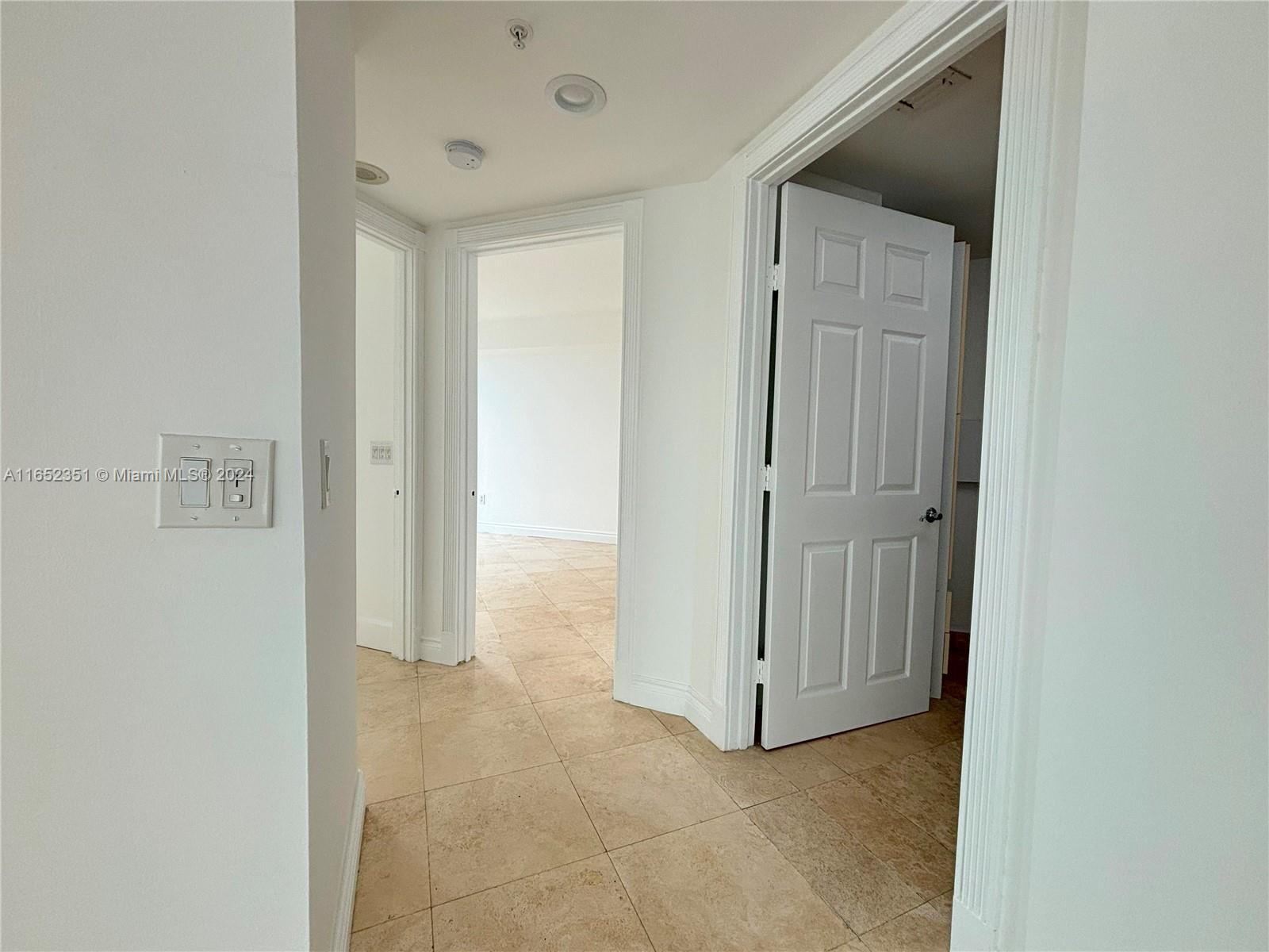 3370 Hidden Bay Dr # 1203