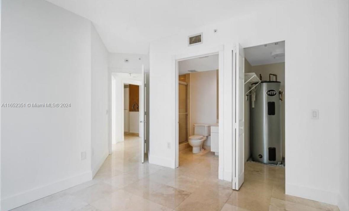 3370 Hidden Bay Dr # 1203