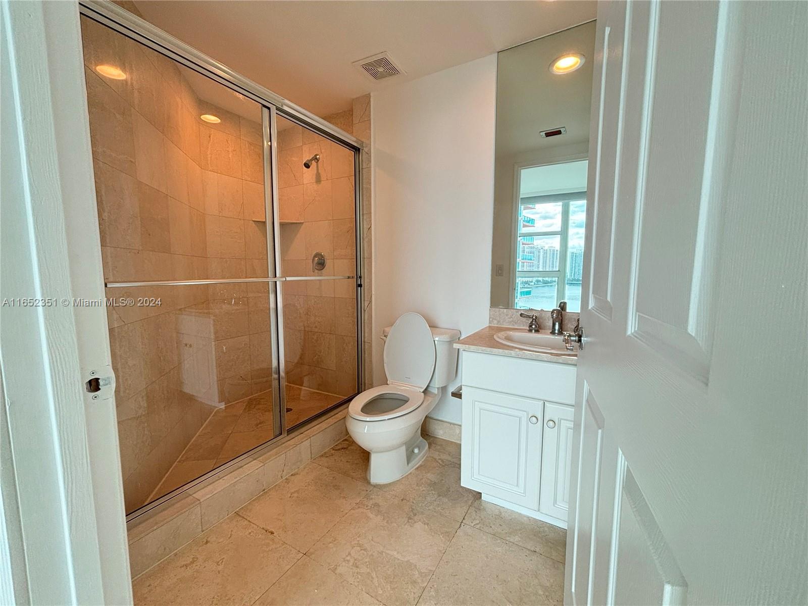 3370 Hidden Bay Dr # 1203