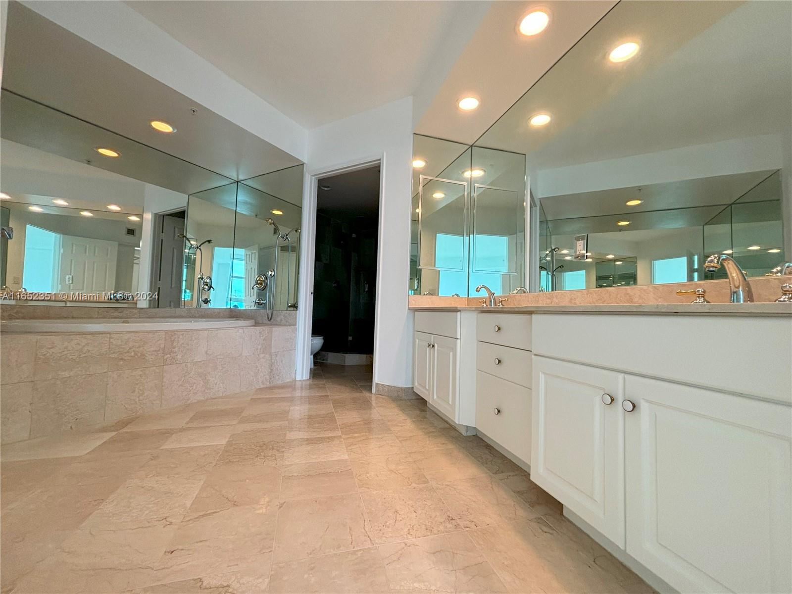 3370 Hidden Bay Dr # 1203