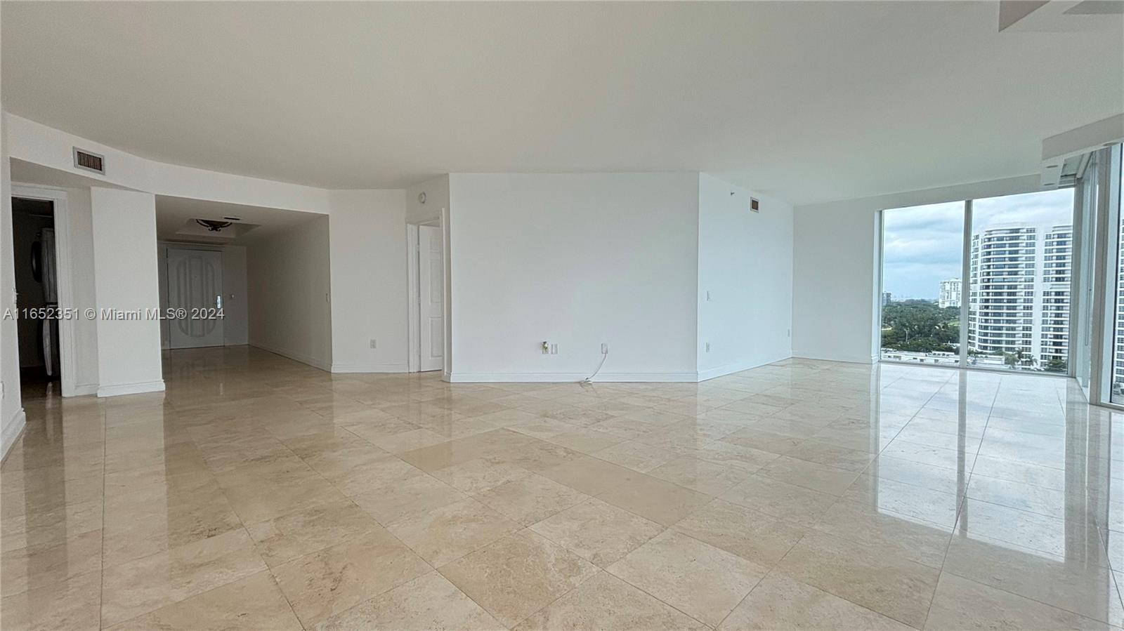 3370 Hidden Bay Dr # 1203