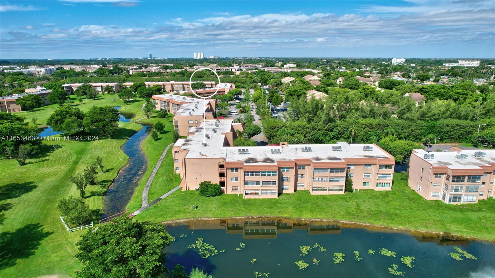 9861 Sunrise Lakes Blvd Unit: 206