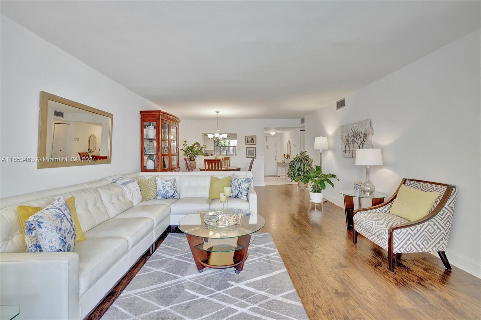 9861 Sunrise Lakes Blvd Unit: 206