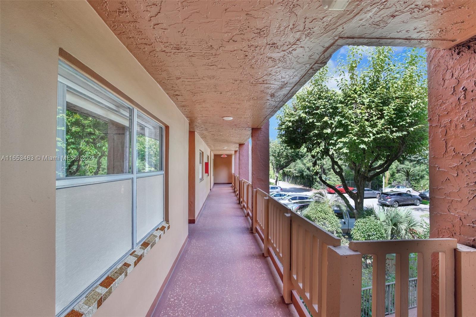 9861 Sunrise Lakes Blvd Unit: 206
