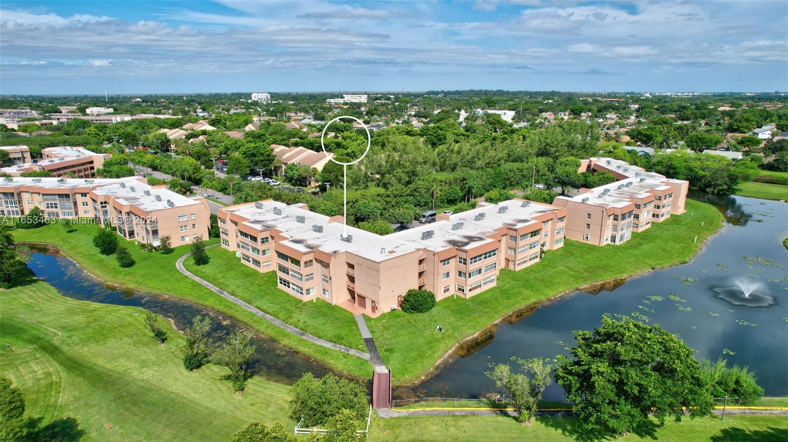 9861 Sunrise Lakes Blvd Unit: 206