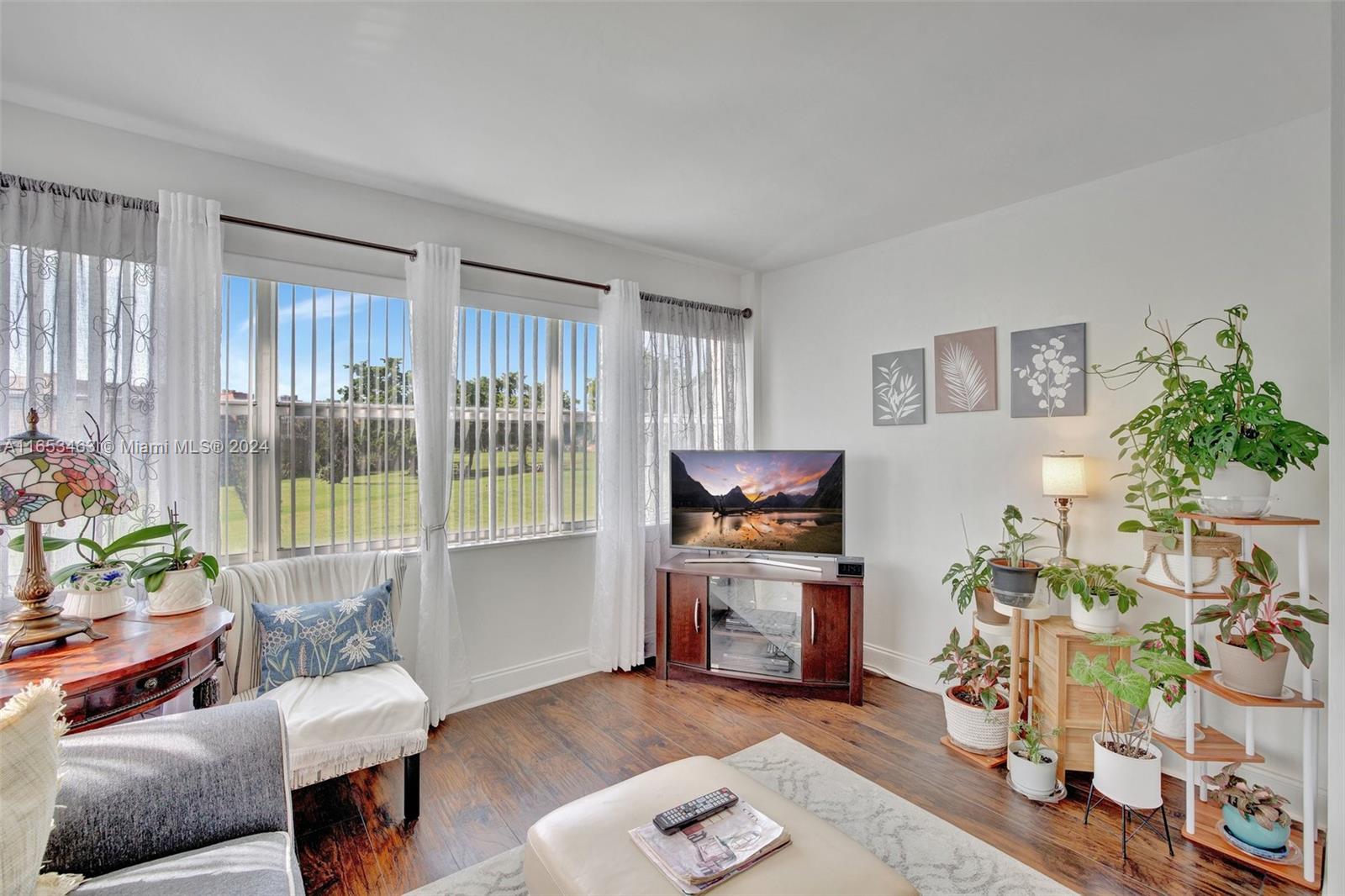 9861 Sunrise Lakes Blvd Unit: 206